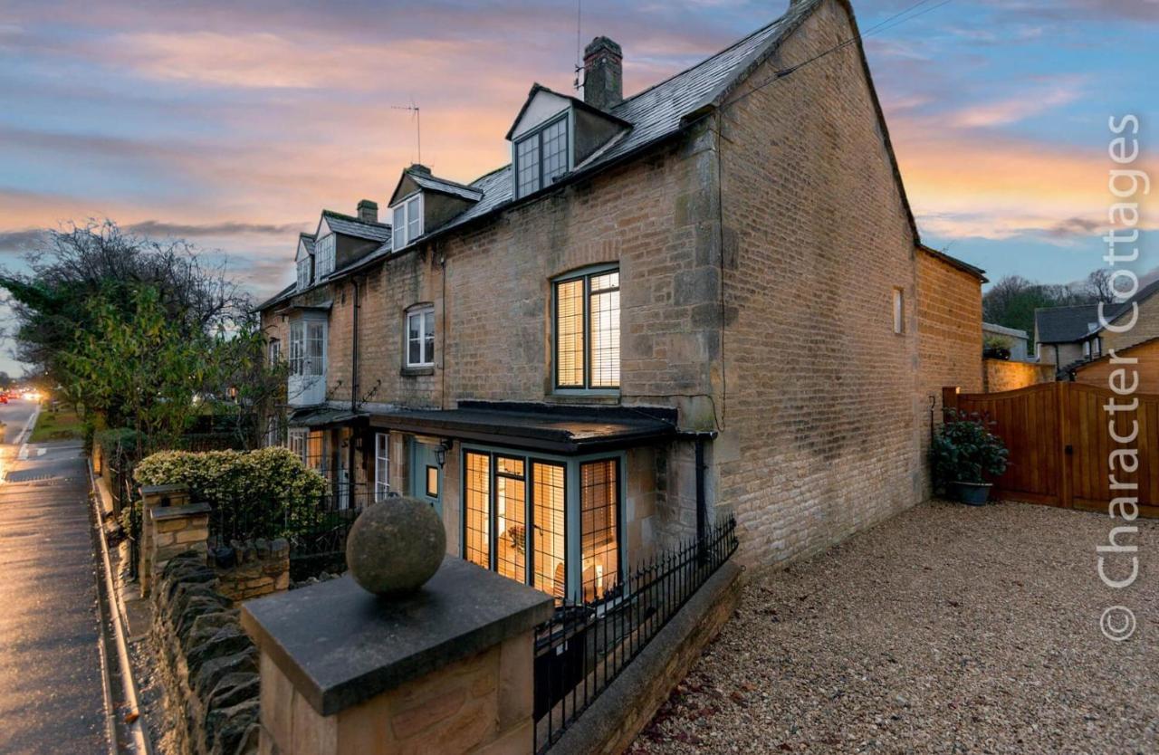 Eastnor Villa Moreton-in-Marsh Exterior photo
